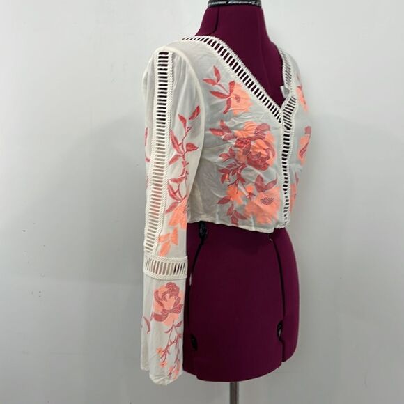 H&M Crop Top Long Sleeves Crochet Details Floral Print Long Sleeves - Picture 3 of 9